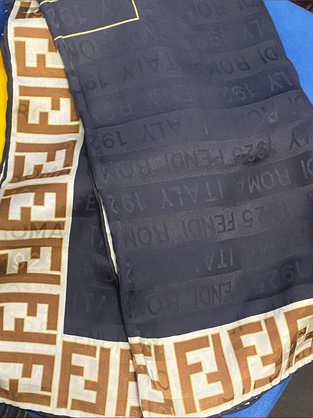 Fendi exclusive Black Scarf with Yellow Outlined 'FF' Logo limited edition NWB - Picture 6 of 11